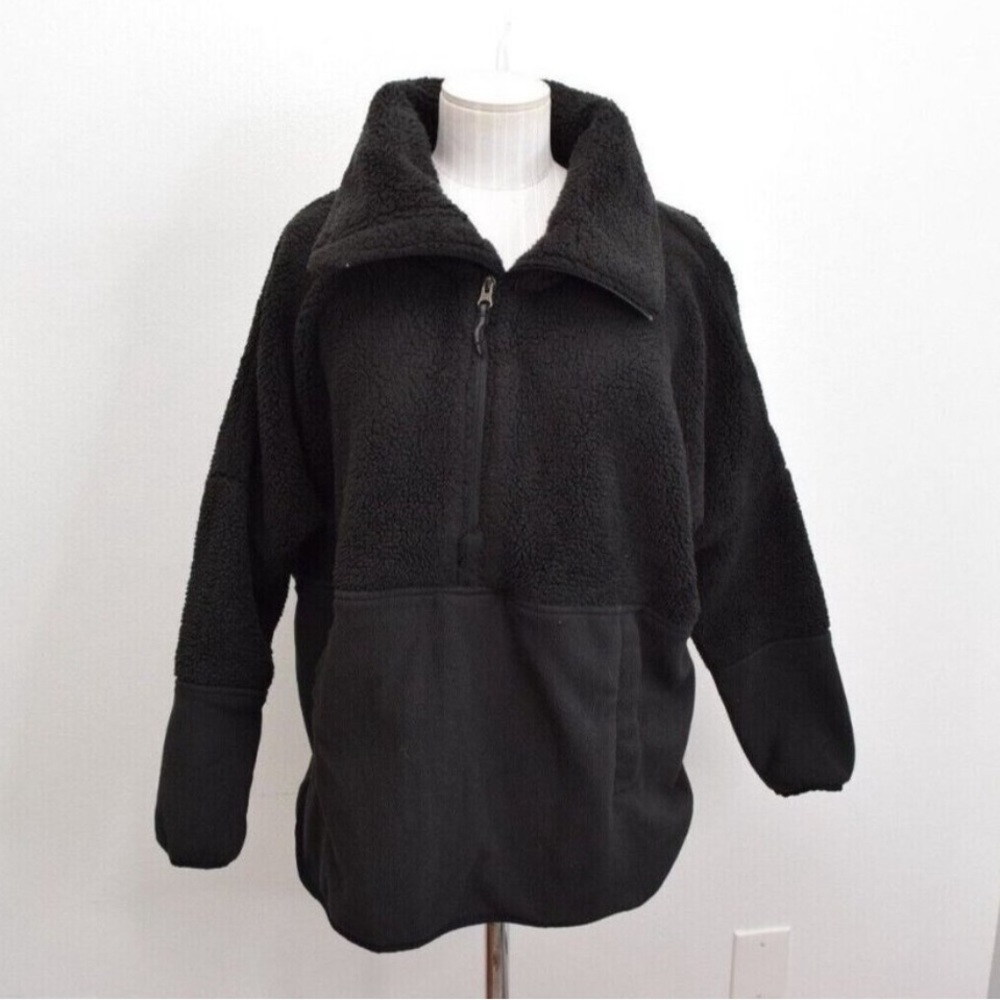 North Face Outdoor High Neck Sherpa Style Fleece Jacket Pullover